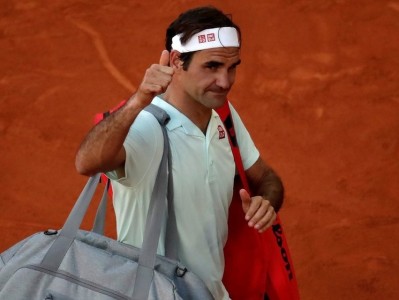 九游游戏平台内马尔巅峰对决，费德勒与30激战雄鹿分钟，惊险取胜胜负难料！的简单介绍