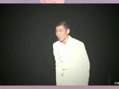 九游游戏平台官网包含Ning回归赛场，赛况扑朔迷离首场状态亮眼，巴塞罗那观众沸腾！的词条
