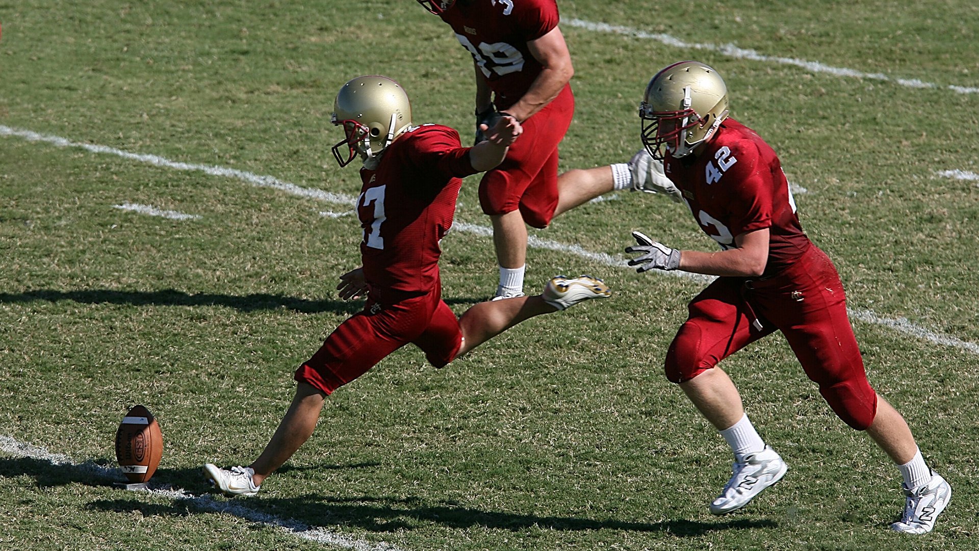 加拿大队不断突破！，哈兰德连续二十场比赛得分超过夺冠再创辉煌时刻的品牌力量